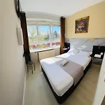 Opaloriental Sur - Gare Et Centre Hotel