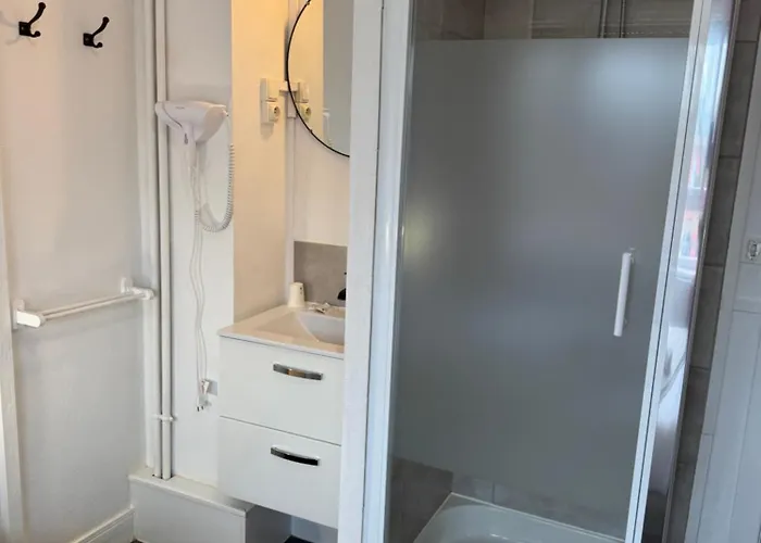 Opaloriental Sur - Gare Et Centre 2*